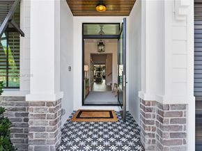 319 Coconut Isle Dr, Fort Lauderdale FL 33301