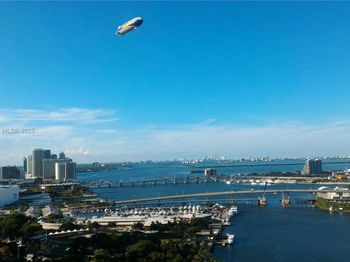325 S Biscayne Blvd