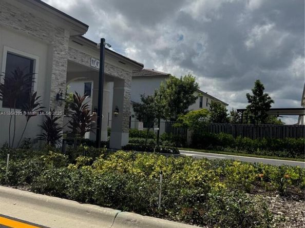 12916 SW 233rd Ter, Homestead FL 33032