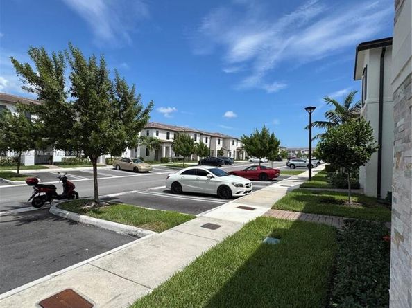 12916 SW 233rd Ter, Homestead FL 33032