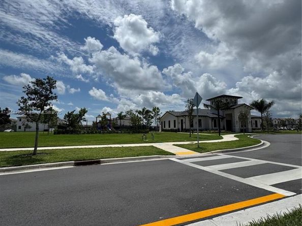 12916 SW 233rd Ter, Homestead FL 33032