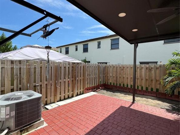 12916 SW 233rd Ter, Homestead FL 33032