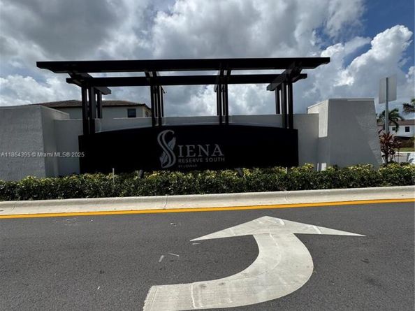 12916 SW 233rd Ter, Homestead FL 33032