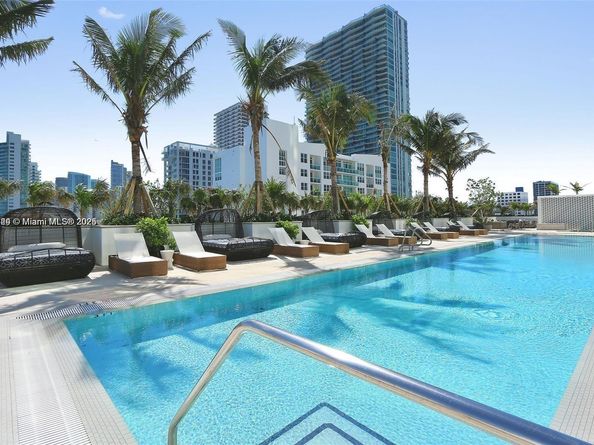 2900 NE 7th Ave 809, Miami FL 33137
