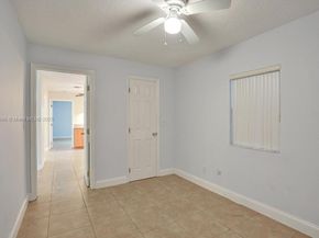 1221 Singer Dr, Singer Island FL 33404