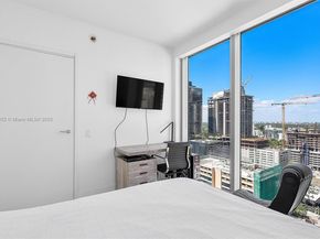 1300 Brickell Bay Dr 2402, Miami FL 33131