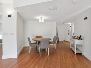3101 N Country Club Dr 102, Aventura FL 33180