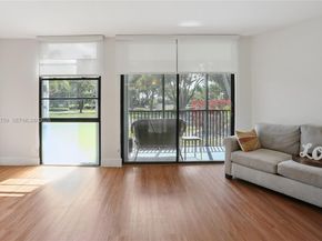 3101 N Country Club Dr 102, Aventura FL 33180
