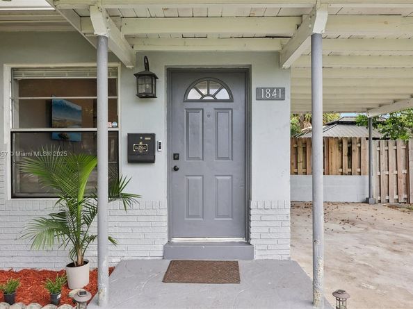 1841 NW 26th Ave, Fort Lauderdale FL 33311