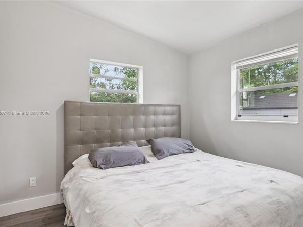 1841 NW 26th Ave, Fort Lauderdale FL 33311