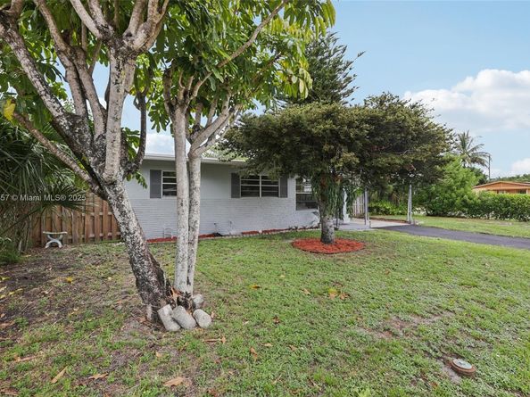 1841 NW 26th Ave, Fort Lauderdale FL 33311