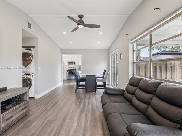 1841 NW 26th Ave, Fort Lauderdale FL 33311