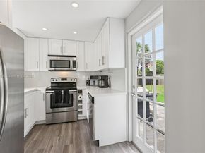 1841 NW 26th Ave, Fort Lauderdale FL 33311