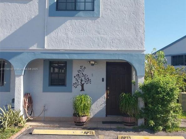 12045 SW 18th St 142, Miami FL 33175