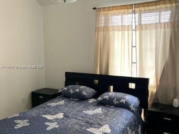 12045 SW 18th St 142, Miami FL 33175