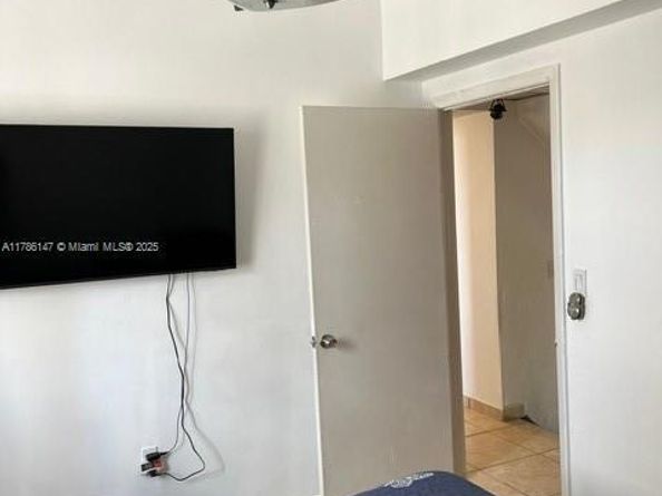 12045 SW 18th St 142, Miami FL 33175