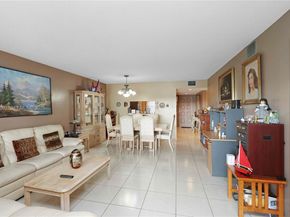1501 SW 134th Way 212D, Pembroke Pines FL 33027