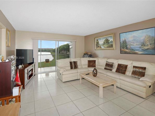 1501 SW 134th Way 212D, Pembroke Pines FL 33027