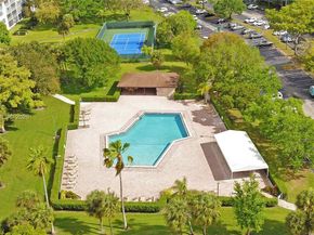 1501 SW 134th Way 212D, Pembroke Pines FL 33027