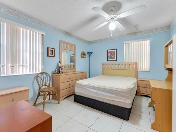 578 SW 2nd St, Florida City FL 33034