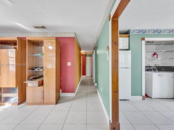 578 SW 2nd St, Florida City FL 33034