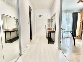 2203 NE 7th St 14, Hallandale Beach FL 33009