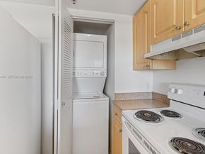 102 SW 6th Ave 605, Miami FL 33130