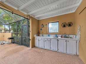 311 NW 101st Ter, Coral Springs FL 33071