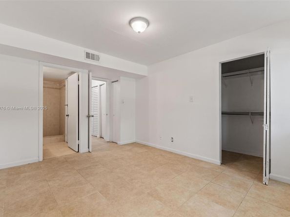 10421 SW 157th Pl 206, Miami FL 33196