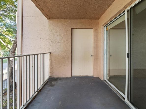 10421 SW 157th Pl 206, Miami FL 33196