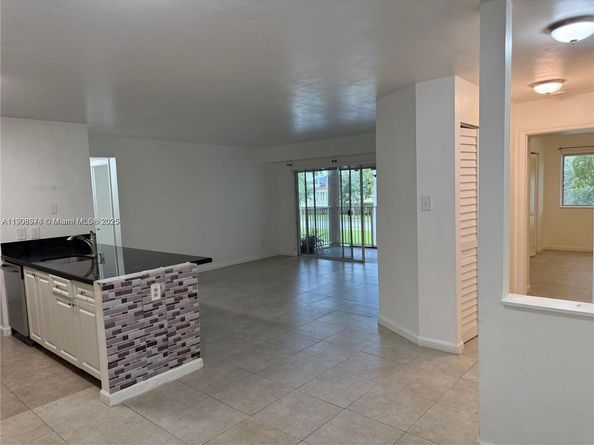 10421 SW 157th Pl 206, Miami FL 33196