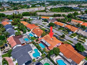 7815 SW 21st Ter, Miami FL 33155