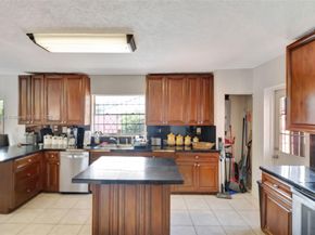 7815 SW 21st Ter, Miami FL 33155