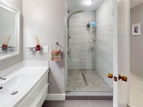 2500 Parkview Dr 507, Hallandale Beach FL 33009