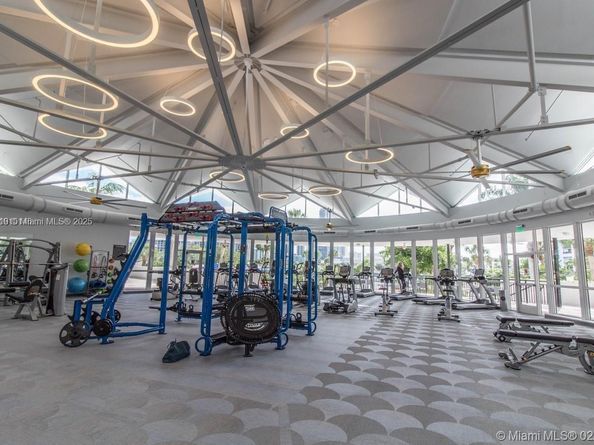 2500 Parkview Dr 507, Hallandale Beach FL 33009