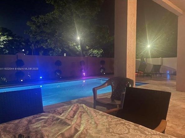 16918 SW 16th St, Pembroke Pines FL 33027