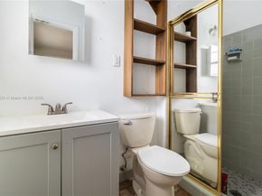 10255 SW 46th St, Miami FL 33165
