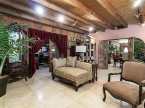 10255 SW 46th St, Miami FL 33165