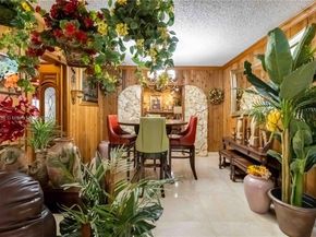 10255 SW 46th St, Miami FL 33165