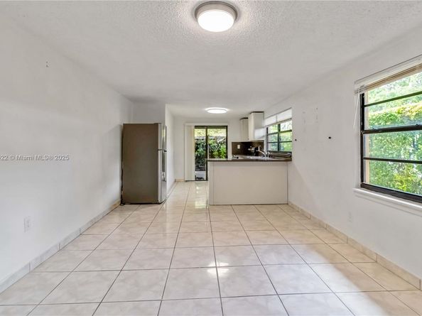 10255 SW 46th St, Miami FL 33165