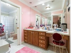 10255 SW 46th St, Miami FL 33165