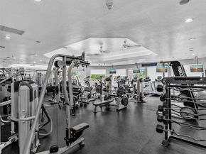 2237 NW 171st Ter, Pembroke Pines FL 33028