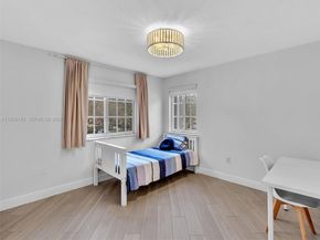 2237 NW 171st Ter, Pembroke Pines FL 33028