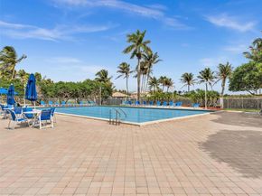 2237 NW 171st Ter, Pembroke Pines FL 33028