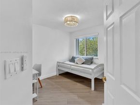 2237 NW 171st Ter, Pembroke Pines FL 33028