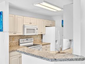 2237 NW 171st Ter, Pembroke Pines FL 33028