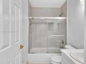 2237 NW 171st Ter, Pembroke Pines FL 33028