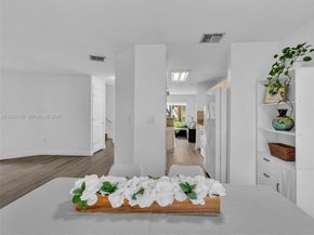 2237 NW 171st Ter, Pembroke Pines FL 33028