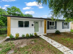 2805 NW 210th Ter, Miami Gardens FL 33056