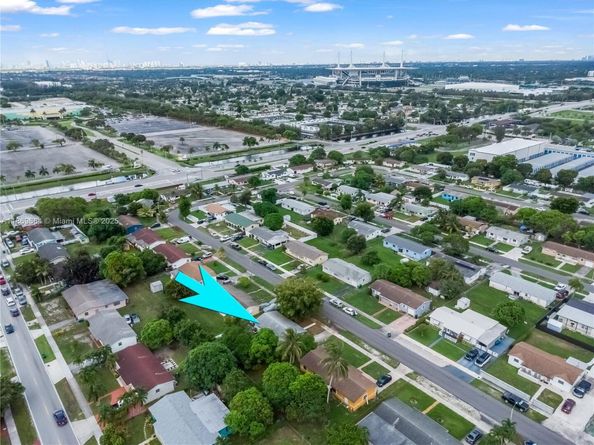 2805 NW 210th Ter, Miami Gardens FL 33056
